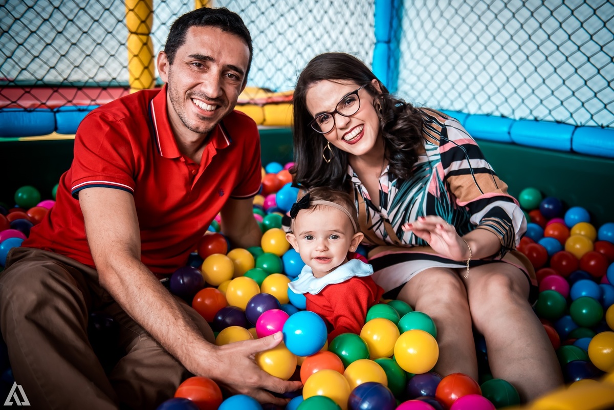 Aniversário Infantil Olivia Palito Alex Jardim Fotografia Fotógrafo Resende Itatiaia Penedo Porto Real Quatis Barra Mansa Volta Redonda Buffet Pintou Alegria Meu Pé de Jambo La Belle Maison Lenas Buffet Salão de Festas