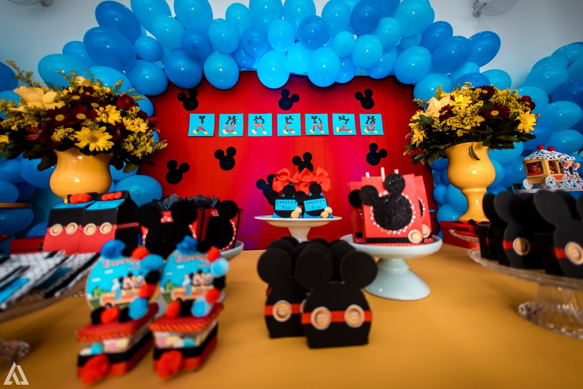 Aniversário Infantil Mickey Mouse Alex Jardim Fotografia Fotógrafo Resende Itatiaia Penedo Porto Real Quatis Barra Mansa Volta Redonda Buffet Pintou Alegria Meu Pé de Jambo La Belle Maison Lenas Buffet Salão de Festas