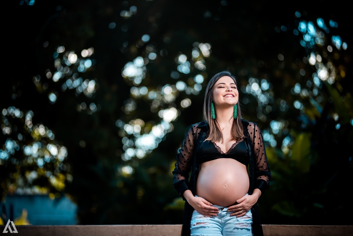 Ensaio Book Foto de Gestante Alex Jardim Fotografia Fotógrafo Resende Itatiaia Penedo Porto Real Quatis Barra Mansa Volta Redonda Serrinha do Alambari Mauá Maringá Maromba Hotel La Ponsa Gravidiva TOP lindas Natureza família