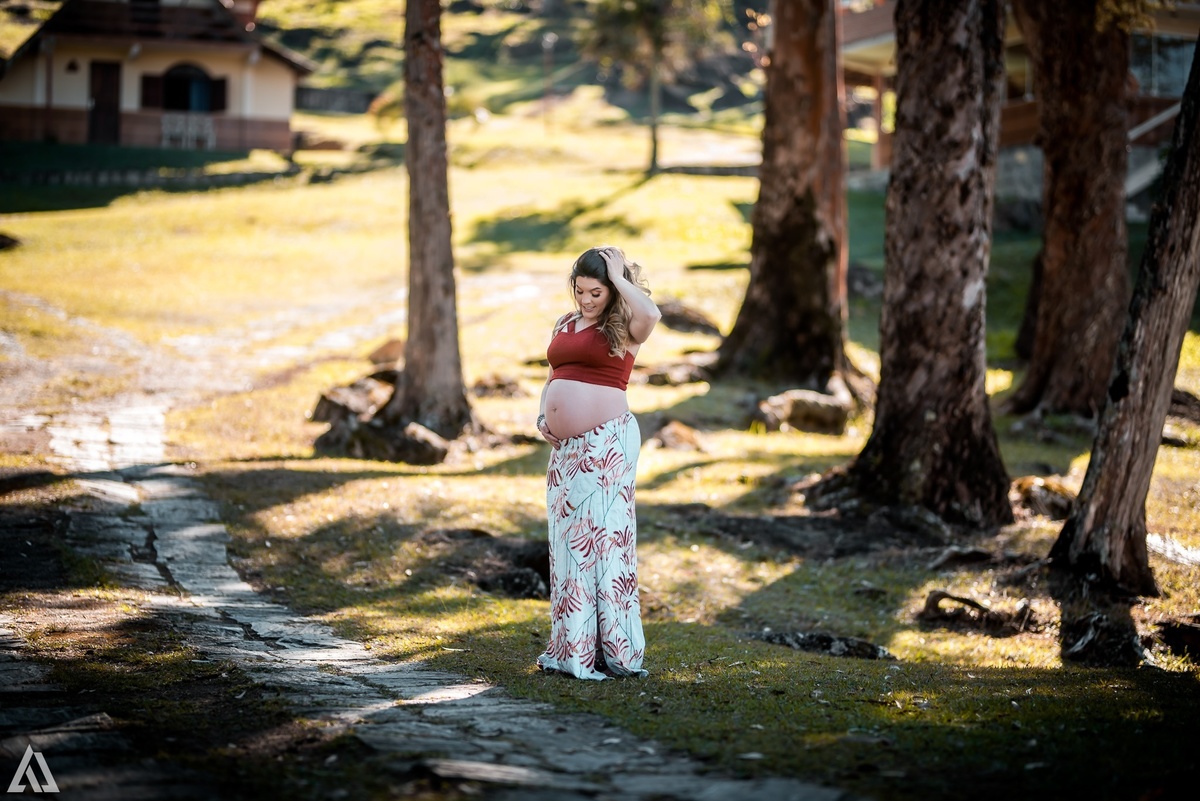 Ensaio Book Foto de Gestante Alex Jardim Fotografia Fotógrafo Resende Itatiaia Penedo Porto Real Quatis Barra Mansa Volta Redonda Serrinha do Alambari Mauá Maringá Maromba Hotel Chalés Terra Nova Gravidiva TOP lindas Natureza família