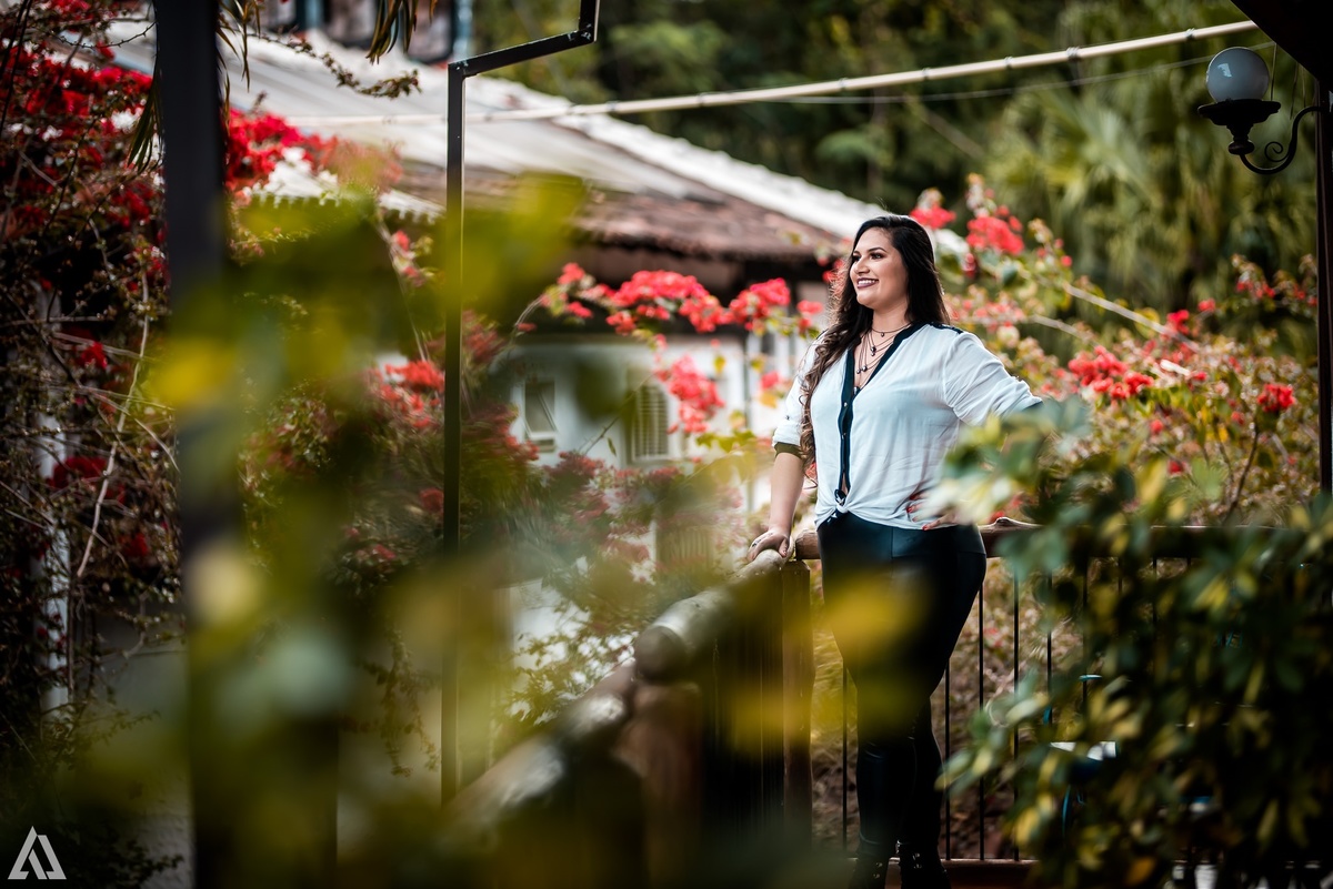 Ensaio Book Feminino Alex Jardim Fotografia Fotógrafo Resende Itatiaia Penedo Porto Real Quatis Barra Mansa Volta Redonda Galpão Mix Lena Buffet La Belle Maison