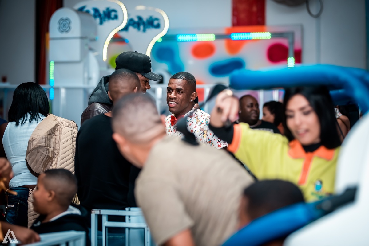 Aniversário Infantil Circo do Mickey Alex Jardim Fotografia Fotógrafo Resende Itatiaia Penedo Porto Real Quatis Barra Mansa Volta Redonda Buffet Pintou Alegria Meu Pé de Jambo La Belle Maison Lenas Buffet Marcelo Benevenuto Zagueiro do Botafogo