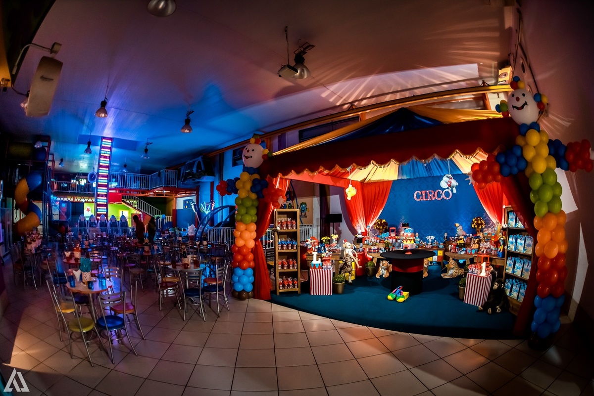 Aniversário Infantil Circo do Mickey Alex Jardim Fotografia Fotógrafo Resende Itatiaia Penedo Porto Real Quatis Barra Mansa Volta Redonda Buffet Pintou Alegria Meu Pé de Jambo La Belle Maison Lenas Buffet Marcelo Benevenuto Zagueiro do Botafogo