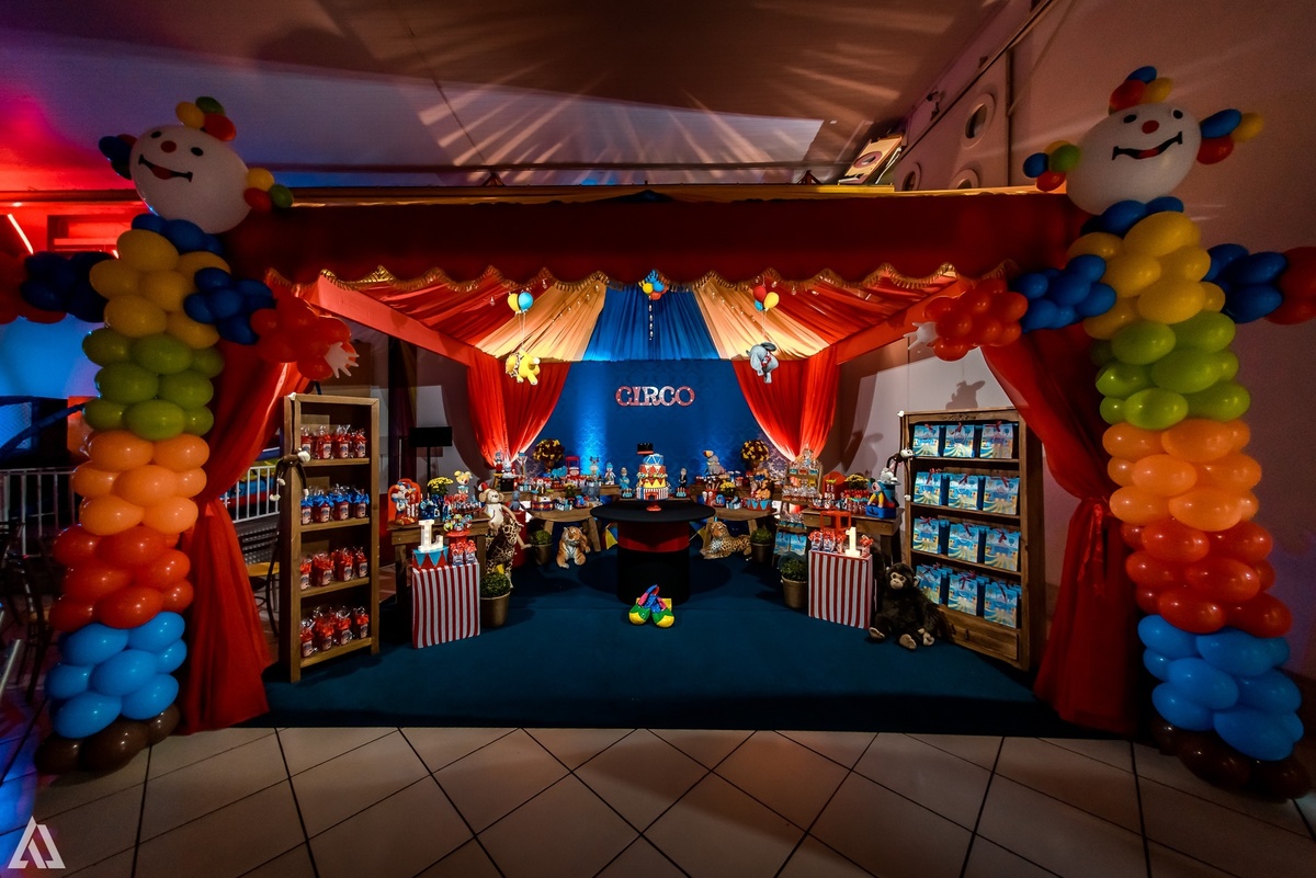 Aniversário Infantil Circo do Mickey Alex Jardim Fotografia Fotógrafo Resende Itatiaia Penedo Porto Real Quatis Barra Mansa Volta Redonda Buffet Pintou Alegria Meu Pé de Jambo La Belle Maison Lenas Buffet Marcelo Benevenuto Zagueiro do Botafogo
