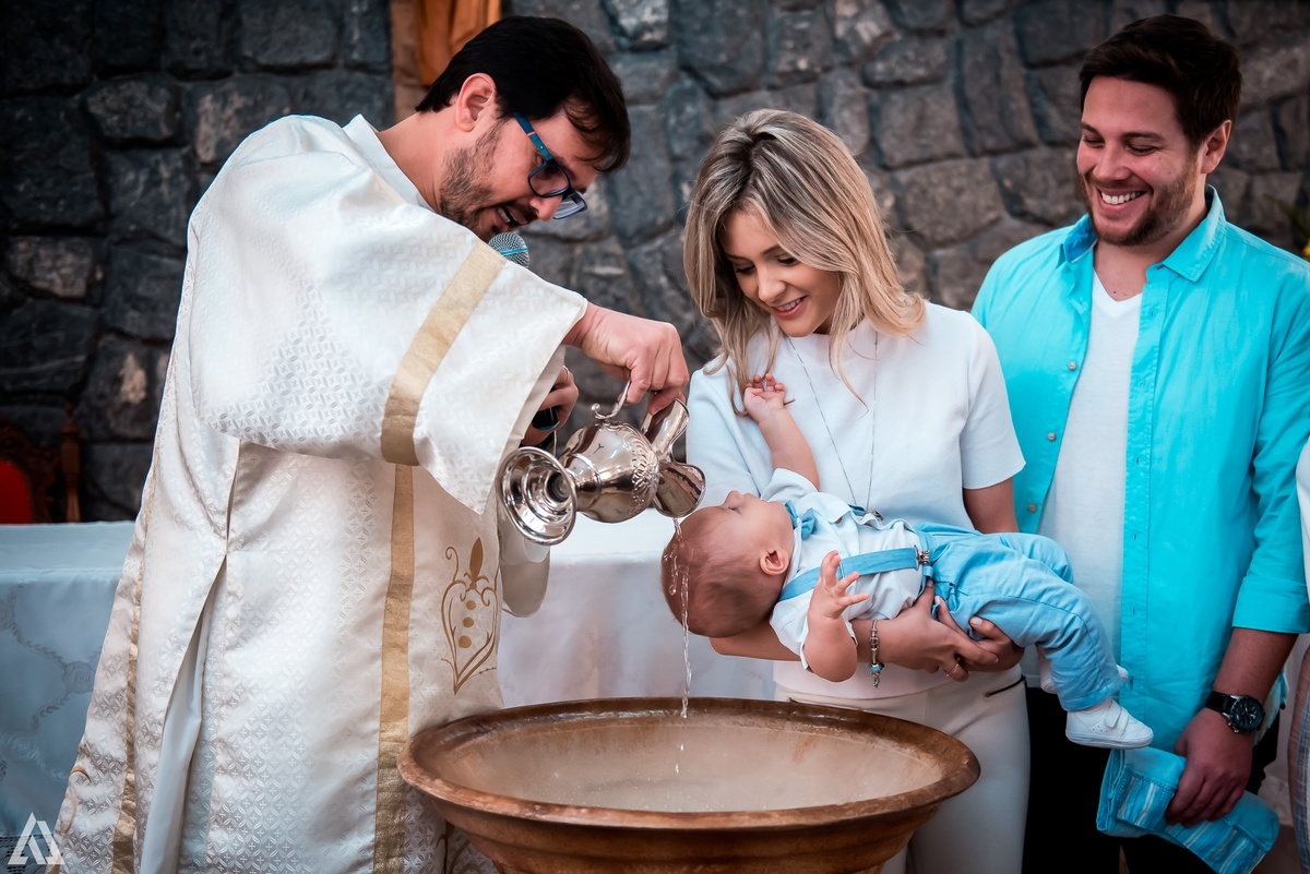Cerimônia de Batismo Batizado Alex Jardim Fotografia Fotógrafo Resende Itatiaia Penedo Porto Real Quatis Barra Mansa Volta Redonda Capela do Batismo Aparecida do Norte Basílica de Nossa Senhora de Aparecida