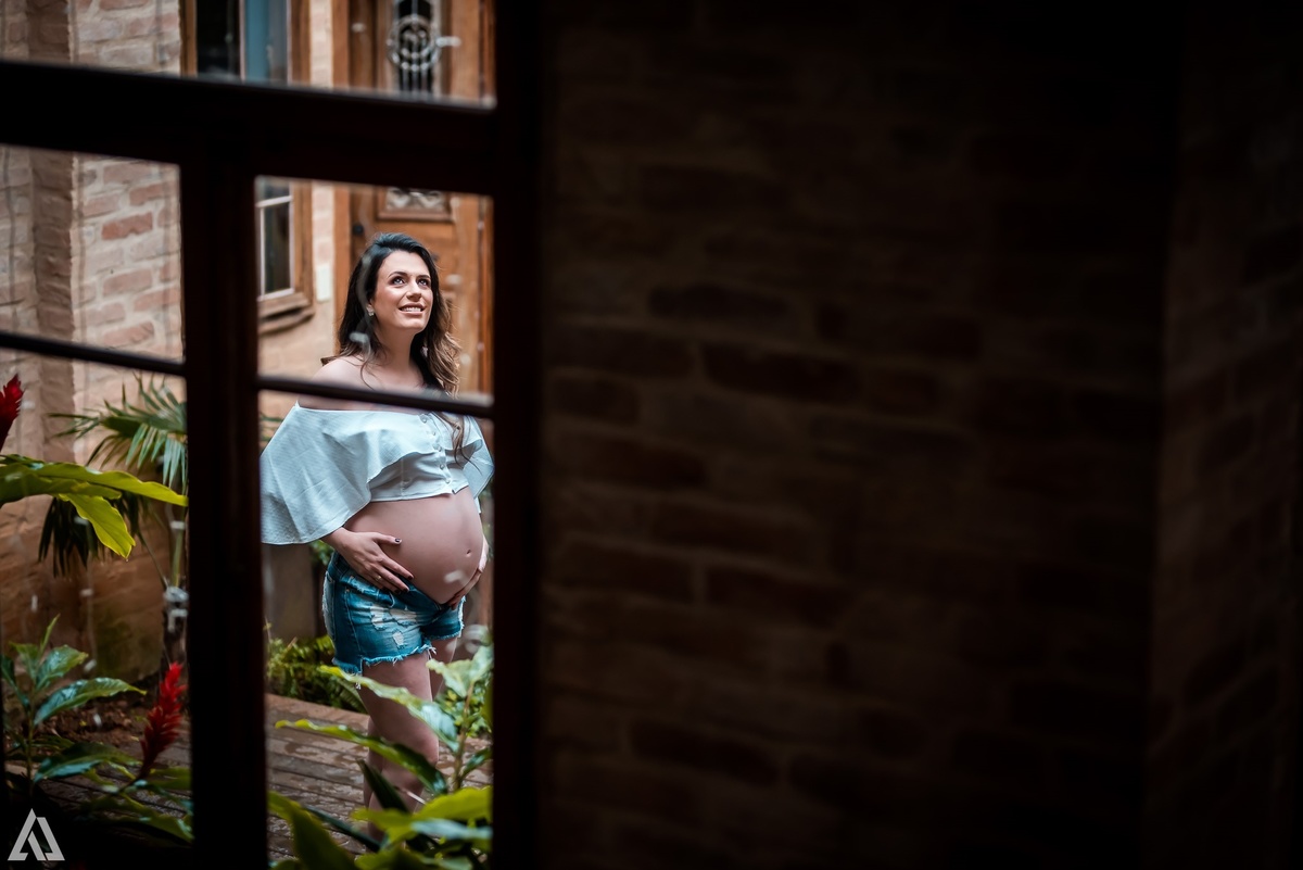 Ensaio Book Foto de Gestante nua sem roupa Alex Jardim Fotografia Fotógrafo Resende Itatiaia Penedo Porto Real Quatis Barra Mansa Volta Redonda Serrinha do Alambari Mauá Maringá Maromba Galpão Mix Gravidiva TOP lindas Natureza família