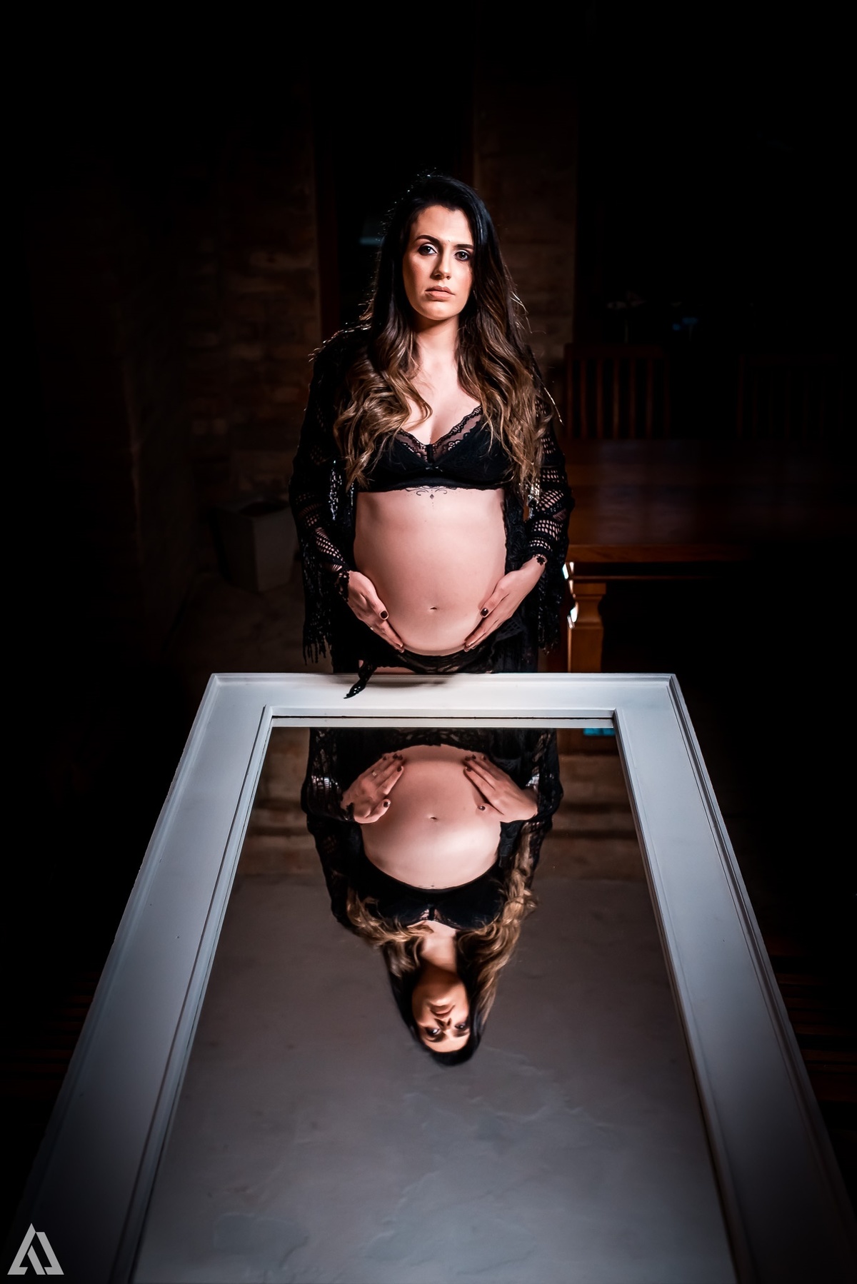 Ensaio Book Foto de Gestante nua sem roupa Alex Jardim Fotografia Fotógrafo Resende Itatiaia Penedo Porto Real Quatis Barra Mansa Volta Redonda Serrinha do Alambari Mauá Maringá Maromba Galpão Mix Gravidiva TOP lindas Natureza família