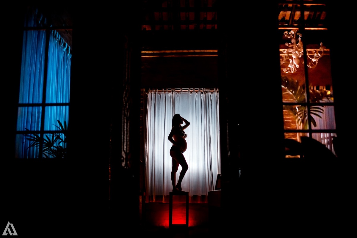 Ensaio Book Foto de Gestante nua sem roupa Alex Jardim Fotografia Fotógrafo Resende Itatiaia Penedo Porto Real Quatis Barra Mansa Volta Redonda Serrinha do Alambari Mauá Maringá Maromba Galpão Mix Gravidiva TOP lindas Natureza família