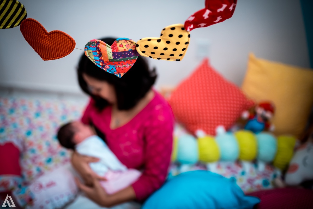 Ensaio Book Gestante Newborn  Lifestyle Recém-Nascido  Amamentar amamentação liquido da vida Alex Jardim Fotografia Fotógrafo Resende Itatiaia Penedo Porto Real Quatis Barra Mansa Volta Redonda Serrinha do Alambari 