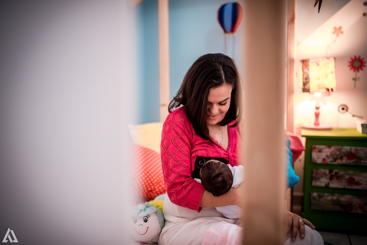 Ensaio Book Gestante Newborn  Lifestyle Recém-Nascido  Amamentar amamentação liquido da vida Alex Jardim Fotografia Fotógrafo Resende Itatiaia Penedo Porto Real Quatis Barra Mansa Volta Redonda Serrinha do Alambari 