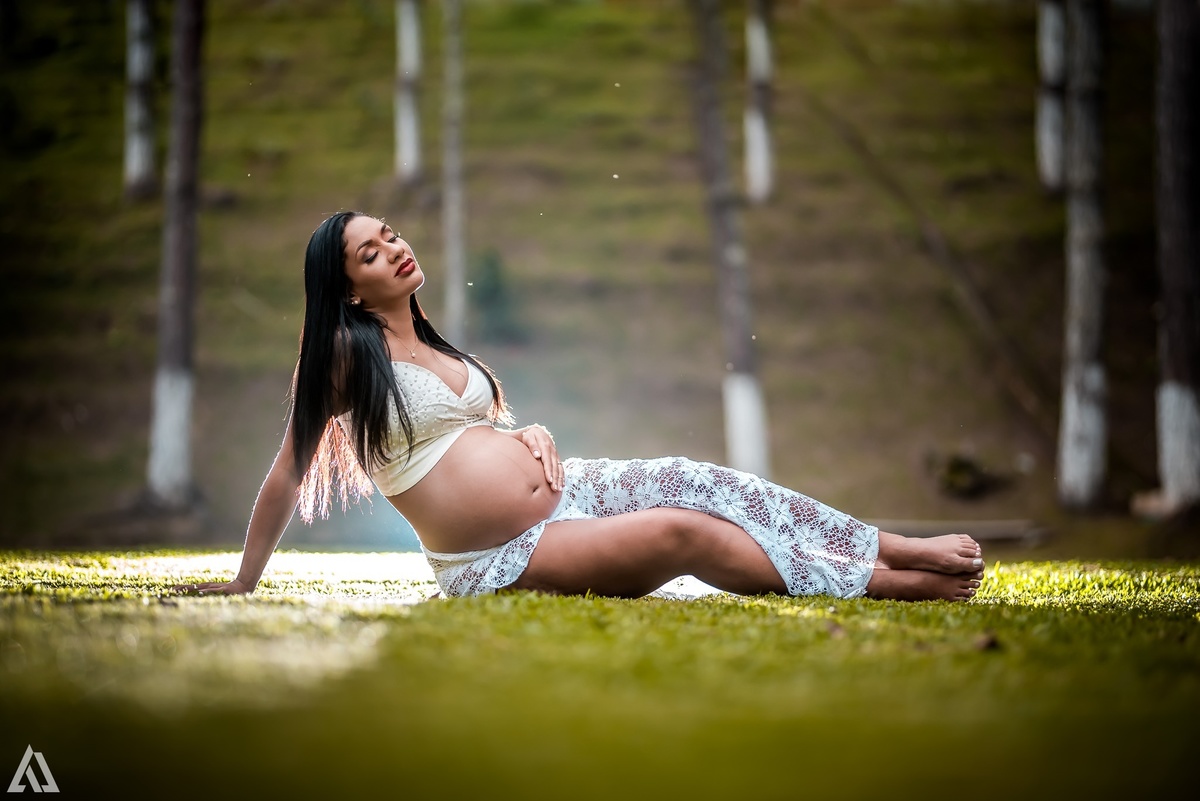 Ensaio Book Foto de Gestante Alex Jardim Fotografia Fotógrafo Resende Itatiaia Penedo Porto Real Quatis Barra Mansa Volta Redonda Serrinha do Alambari Mauá Maringá Maromba Pousada Recanto de Moriá Gravidiva TOP lindas Natureza família