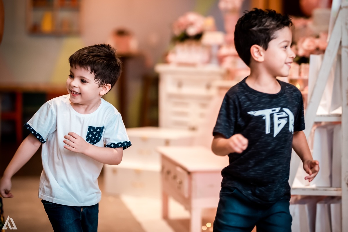 Aniversário Infantil Princesa Alex Jardim Fotografia Fotógrafo Resende Itatiaia Penedo Porto Real Quatis Barra Mansa Volta Redonda Buffet Pintou Alegria Meu Pé de Jambo La Belle Maison Lenas Buffet Salão de Festas