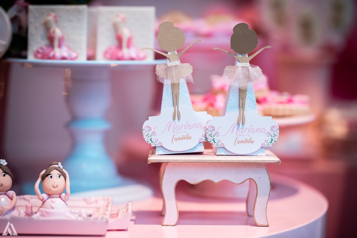 Aniversário Infantil Princesa Alex Jardim Fotografia Fotógrafo Resende Itatiaia Penedo Porto Real Quatis Barra Mansa Volta Redonda Buffet Pintou Alegria Meu Pé de Jambo La Belle Maison Lenas Buffet Salão de Festas