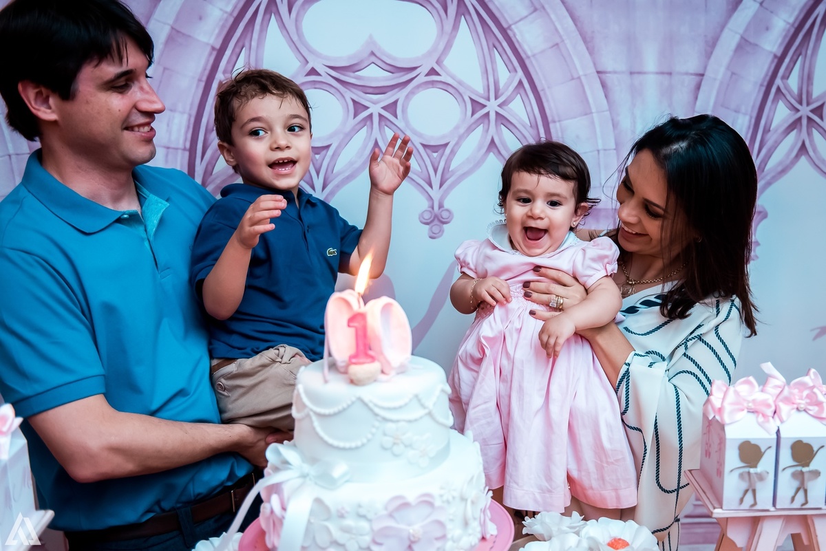Aniversário Infantil Princesa Alex Jardim Fotografia Fotógrafo Resende Itatiaia Penedo Porto Real Quatis Barra Mansa Volta Redonda Buffet Pintou Alegria Meu Pé de Jambo La Belle Maison Lenas Buffet Salão de Festas