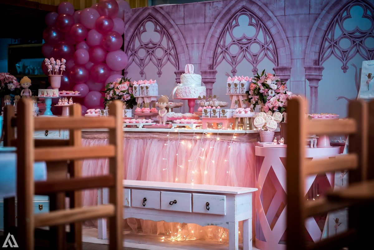 Aniversário Infantil Princesa Alex Jardim Fotografia Fotógrafo Resende Itatiaia Penedo Porto Real Quatis Barra Mansa Volta Redonda Buffet Pintou Alegria Meu Pé de Jambo La Belle Maison Lenas Buffet Salão de Festas