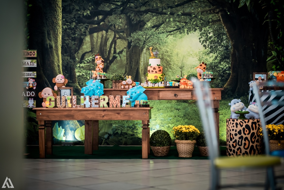 Aniversário Infantil Safari Selva Alex Jardim Fotografia Fotógrafo Resende Itatiaia Penedo Porto Real Quatis Barra Mansa Volta Redonda Buffet Pintou Alegria Meu Pé de Jambo La Belle Maison Lenas Buffet Salão de Festas