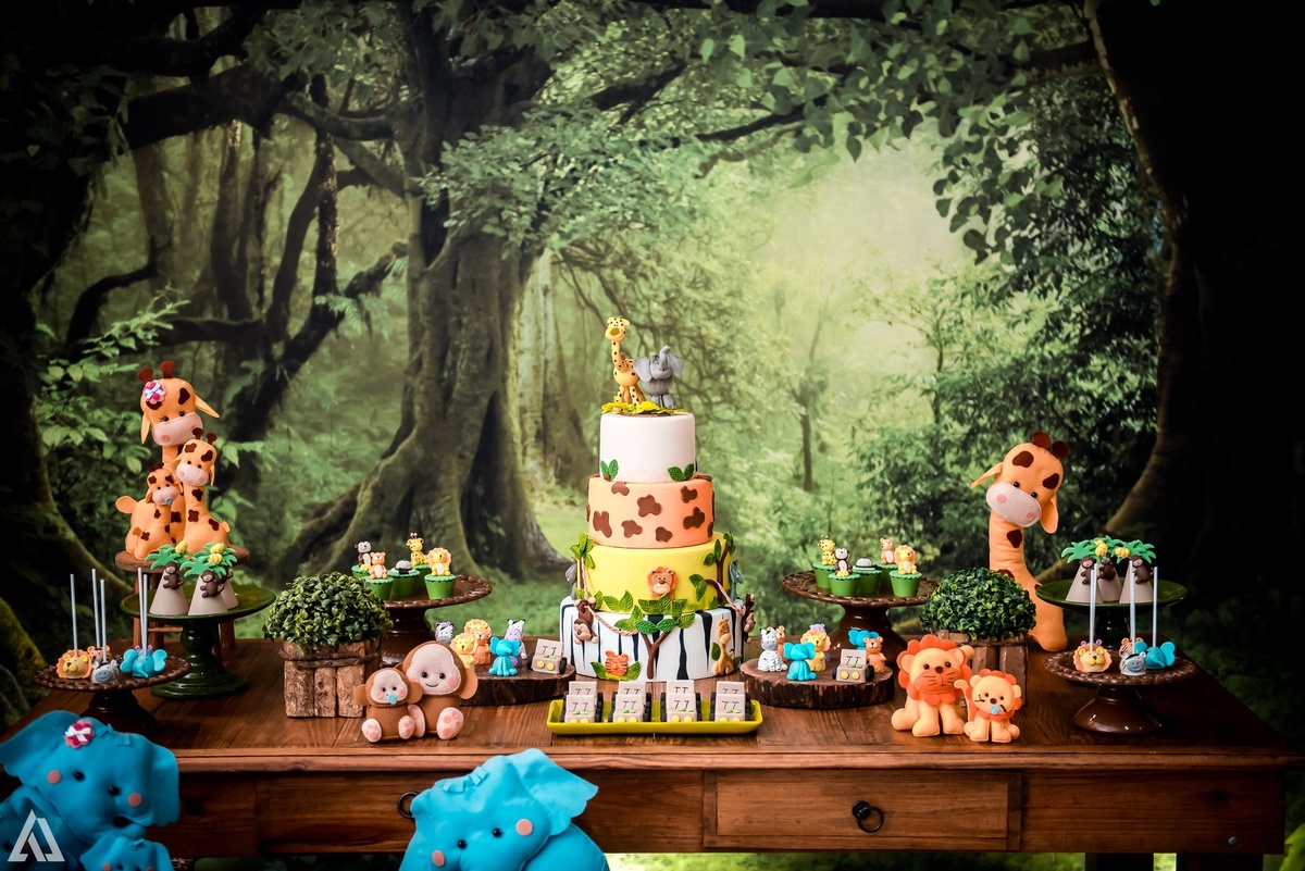Aniversário Infantil Safari Selva Alex Jardim Fotografia Fotógrafo Resende Itatiaia Penedo Porto Real Quatis Barra Mansa Volta Redonda Buffet Pintou Alegria Meu Pé de Jambo La Belle Maison Lenas Buffet Salão de Festas