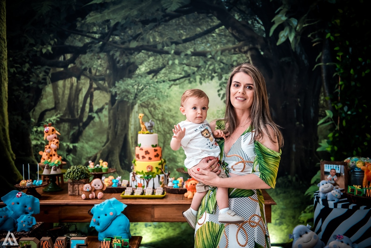 Aniversário Infantil Safari Selva Alex Jardim Fotografia Fotógrafo Resende Itatiaia Penedo Porto Real Quatis Barra Mansa Volta Redonda Buffet Pintou Alegria Meu Pé de Jambo La Belle Maison Lenas Buffet Salão de Festas