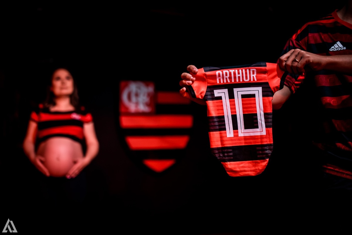 Ensaio Book Foto de Gestante Alex Jardim Fotografia Fotógrafo Resende Itatiaia Penedo Porto Real Quatis Barra Mansa Volta Redonda Serrinha do Alambari Mauá Maringá Maromba Hotel Villa Forte Gravidiva TOP lindas Natureza família Futebol Flamengo Gávea