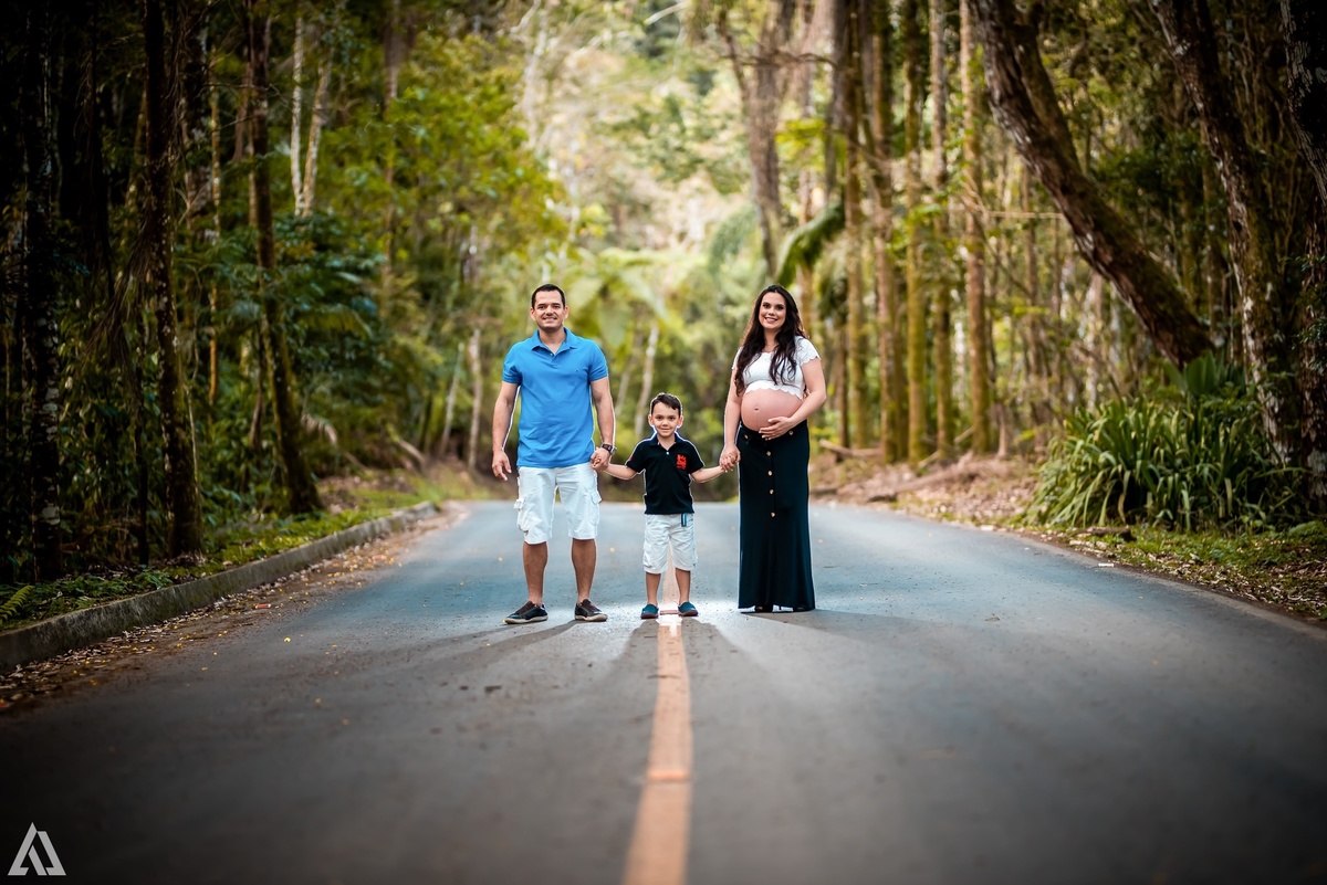 Ensaio Book Foto de Gestante Alex Jardim Fotografia Fotógrafo Resende Itatiaia Penedo Porto Real Quatis Barra Mansa Volta Redonda Serrinha do Alambari Mauá Maringá Maromba Hotel Villa Forte Gravidiva TOP lindas Natureza família