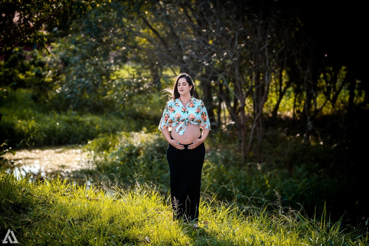 Ensaio Book Foto de Gestante Alex Jardim Fotografia Fotógrafo Resende Itatiaia Penedo Porto Real Quatis Barra Mansa Volta Redonda Serrinha do Alambari Mauá Maringá Maromba Hotel Villa Forte Gravidiva TOP lindas Natureza família