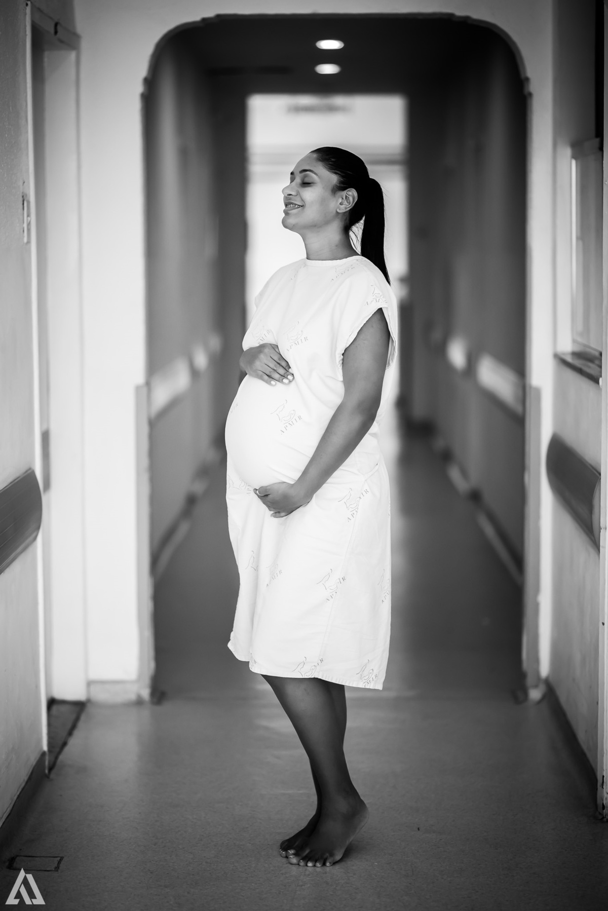 Fotografia de Parto Cesárea Normal Humanizado Alex Jardim Fotografia Fotógrafo iapbp cesarean maternidade Resende Itatiaia Penedo Porto Real Quatis Barra Mansa Volta Redonda Serrinha do Alambari Hospital Maternidade APMIR SAMER UNIMED