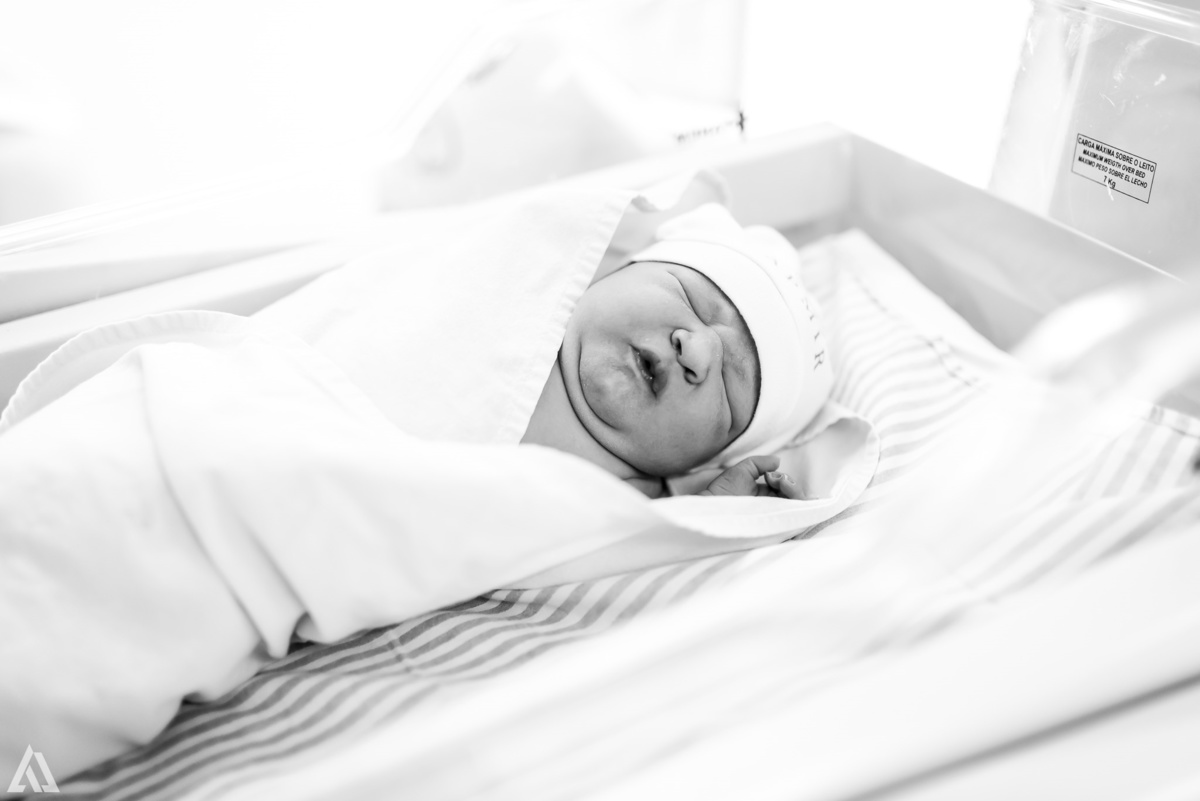 Fotografia de Parto Cesárea Normal Humanizado Alex Jardim Fotografia Fotógrafo iapbp cesarean maternidade Resende Itatiaia Penedo Porto Real Quatis Barra Mansa Volta Redonda Serrinha do Alambari Hospital Maternidade APMIR SAMER UNIMED