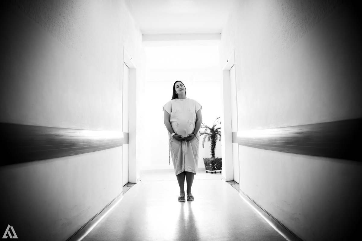 Fotografia de Parto Cesárea Normal Humanizado Alex Jardim Fotografia Fotógrafo iapbp cesarean maternidade Resende Itatiaia Penedo Porto Real Quatis Barra Mansa Volta Redonda Serrinha do Alambari Hospital Maternidade APMIR SAMER UNIMED