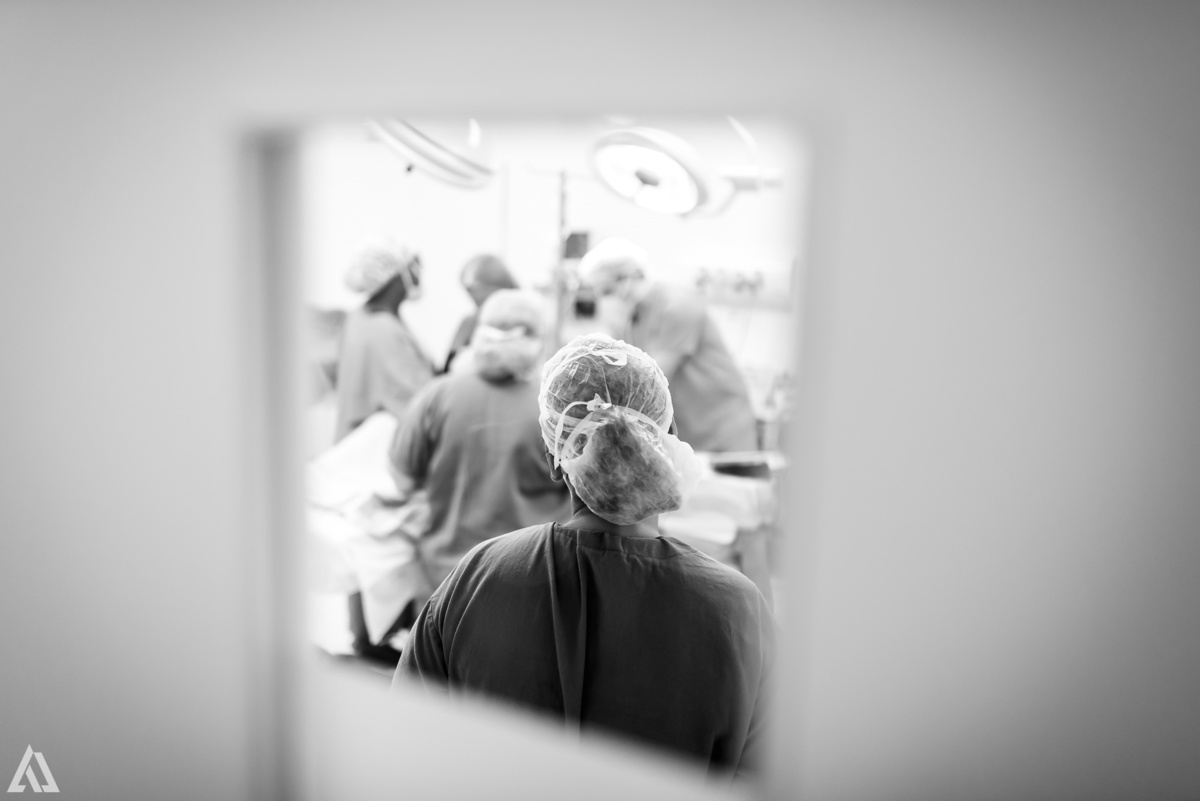 Fotografia de Parto Cesárea Normal Humanizado Alex Jardim Fotografia Fotógrafo iapbp cesarean maternidade Resende Itatiaia Penedo Porto Real Quatis Barra Mansa Volta Redonda Serrinha do Alambari Hospital Maternidade APMIR SAMER UNIMED