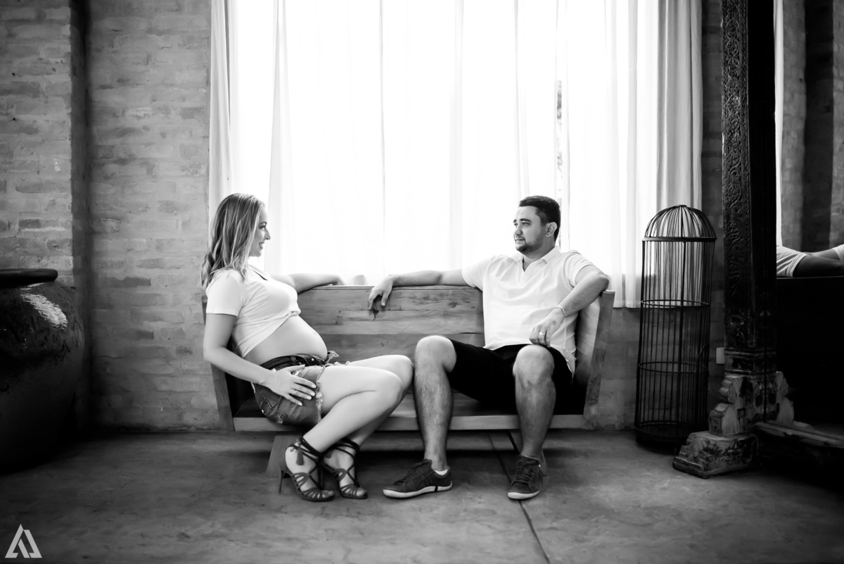 Alex Jardim Fotografia Fotógrafo Ensaio Gestante Grávida  nua lingerie Lifestyle Resende Itatiaia Penedo Porto Real Quatis Barra Mansa Volta Redonda Sul Fluminense Serrinha do Alambari Fazenda do Castelo Angra dos Reis Parati Galpão Mix