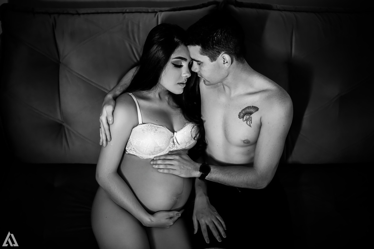 Alex Jardim Fotografia Fotógrafo Ensaio Gestante Grávida Lifestyle Lingerie Sensual Resende Itatiaia Penedo Porto Real Quatis Barra Mansa Volta Redonda Sul Fluminense Serrinha do Alambari Angra dos Reis Paraty