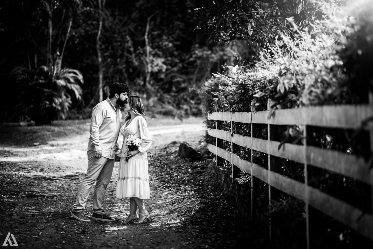 Alex Jardim Fotógrafo Ensaio Pré-Wedding Casal Resende Itatiaia Penedo Porto Real Quatis Barra Mansa Volta Redonda Sul Fluminense  Angra dos Reis Paraty Cerimonial Cerimonialista Casamento Camila Hoffmann Dani Vidal Elimeire Laurito Tatiana Sousa