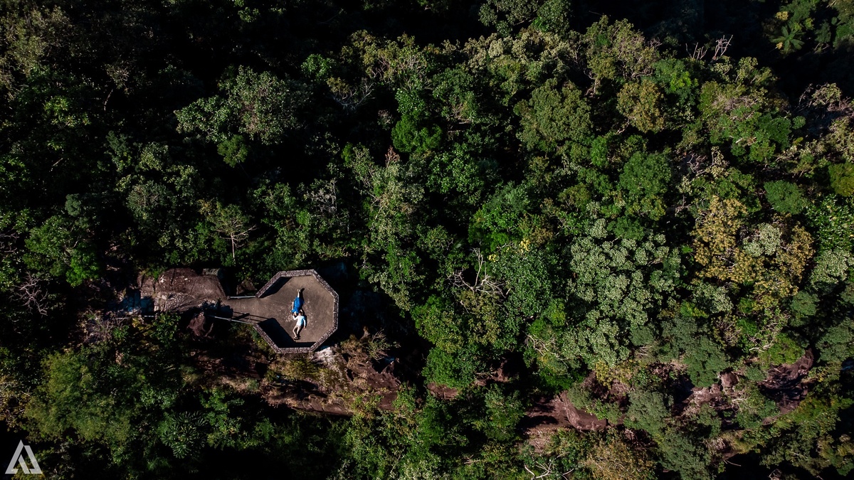 Alex Jardim Fotografia Ensaio Casal Pré Wedding fotografia aérea Drone Parque Nacional do Itatiaia Resende Barra Mansa Volta Redonda Penedo Mauá Angra dos Reis Quatis Porto Real Alex Jardim fotógrafo Casa do Papai Noel 