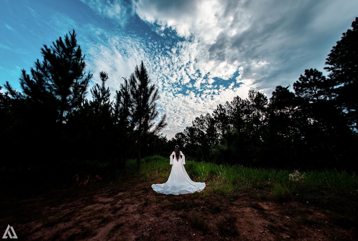 Ensaio Book Debutante 15 Anos Clássico Época Medieva Alex Jardim Fotografia Fotógrafo Fotografia Fotógrafo Resende Itatiaia Penedo Porto Real Quatis Barra Mansa Volta Redonda Galpão Mix Lena Buffet La Belle Maison Tatiana Souza Camila Hoffmann Cerimonial 