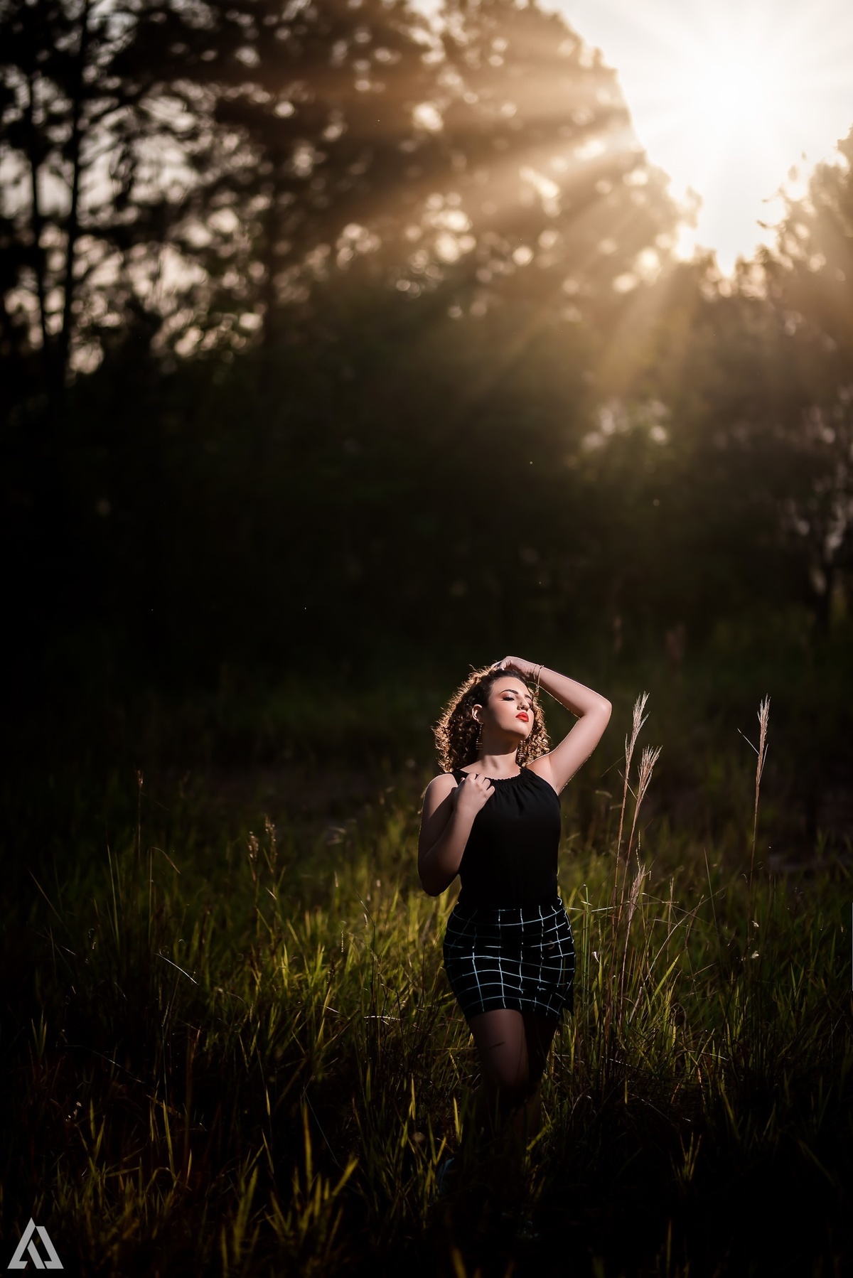 Ensaio Book Debutante 15 Anos Street Tumblr Alex Jardim Fotografia Fotógrafo Fotografia Fotógrafo Resende Itatiaia Penedo Porto Real Quatis Barra Mansa Volta Redonda Galpão Mix Lena Buffet La Belle Maison Tatiana Souza Camila Hoffmann Cerimonial 