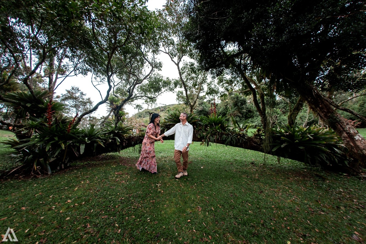 Alex Jardim Fotógrafo Ensaio Pré-Wedding Casal Resende Itatiaia Penedo Porto Real Quatis Barra Mansa Volta Redonda Sul Fluminense  Angra dos Reis Paraty Cerimonial Cerimonialista Casamento Camila Hoffmann Dani Vidal Elimeire Laurito Tatiana Sousa