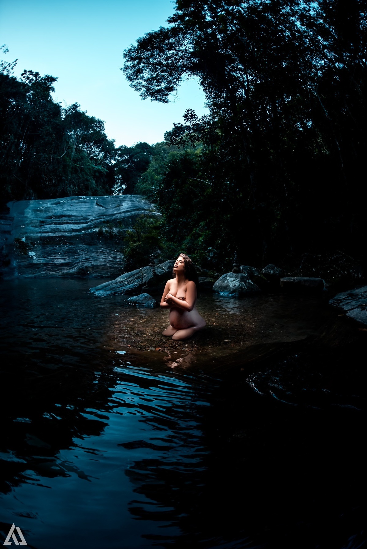 Alex Jardim Fotografia Fotógrafo Ensaio Gestante Grávida Lifestyle Cachoeira Nua Sensual Resende Itatiaia Penedo Porto Real Quatis Barra Mansa Volta Redonda Sul Fluminense Serrinha do Alambari Angra dos Reis Paraty