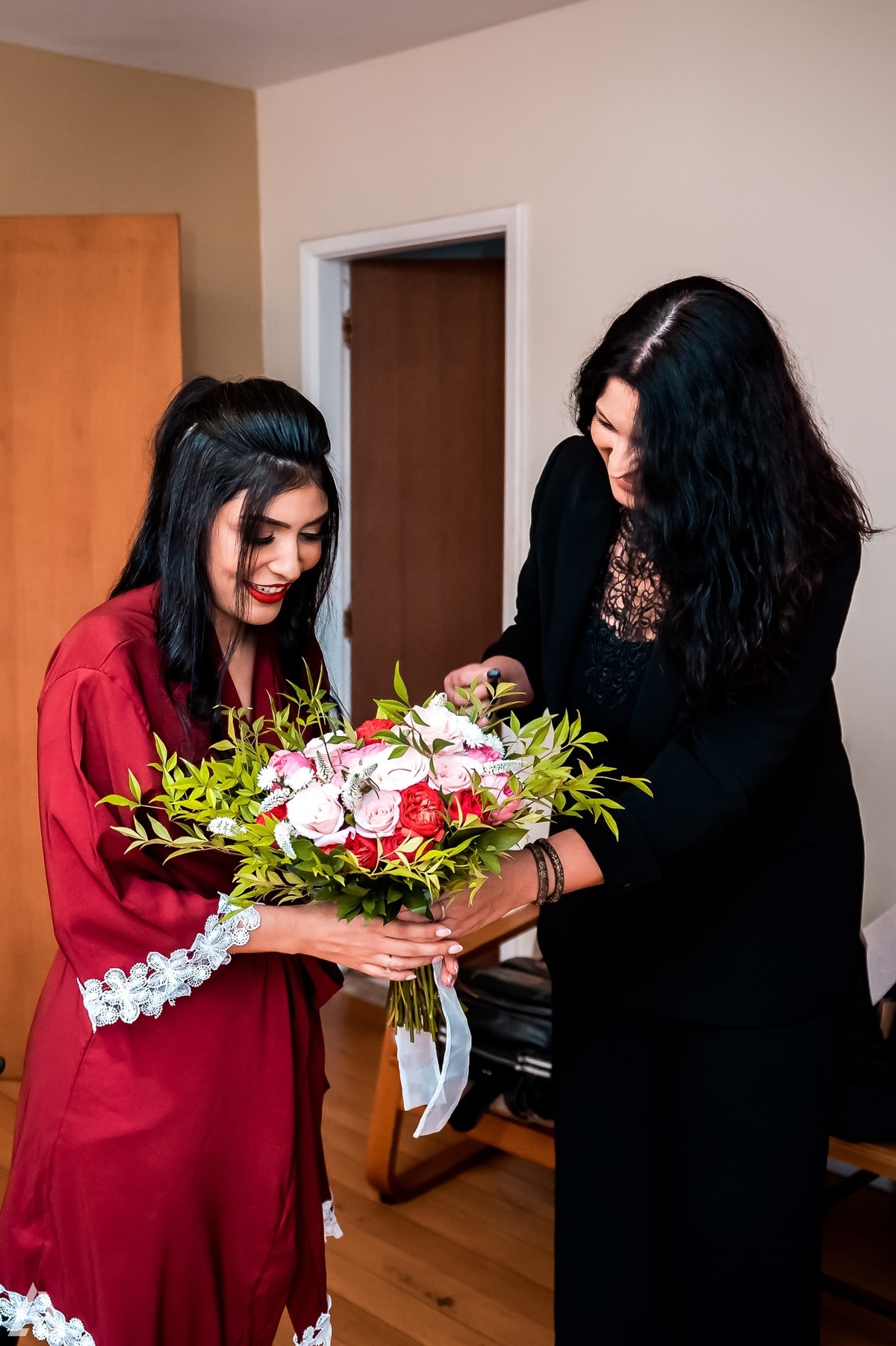 Alex Jardim Fotógrafo Ensaio Pré-Wedding Casal Resende Itatiaia Penedo Barra Mansa Volta Redonda Lena La Belle Maison Buffet Cerimonial Cerimonialista Casamento Camila Hoffmann Dani Vidal Elimeire Laurito Tatiana Sousa Estela Kozlowski making off 