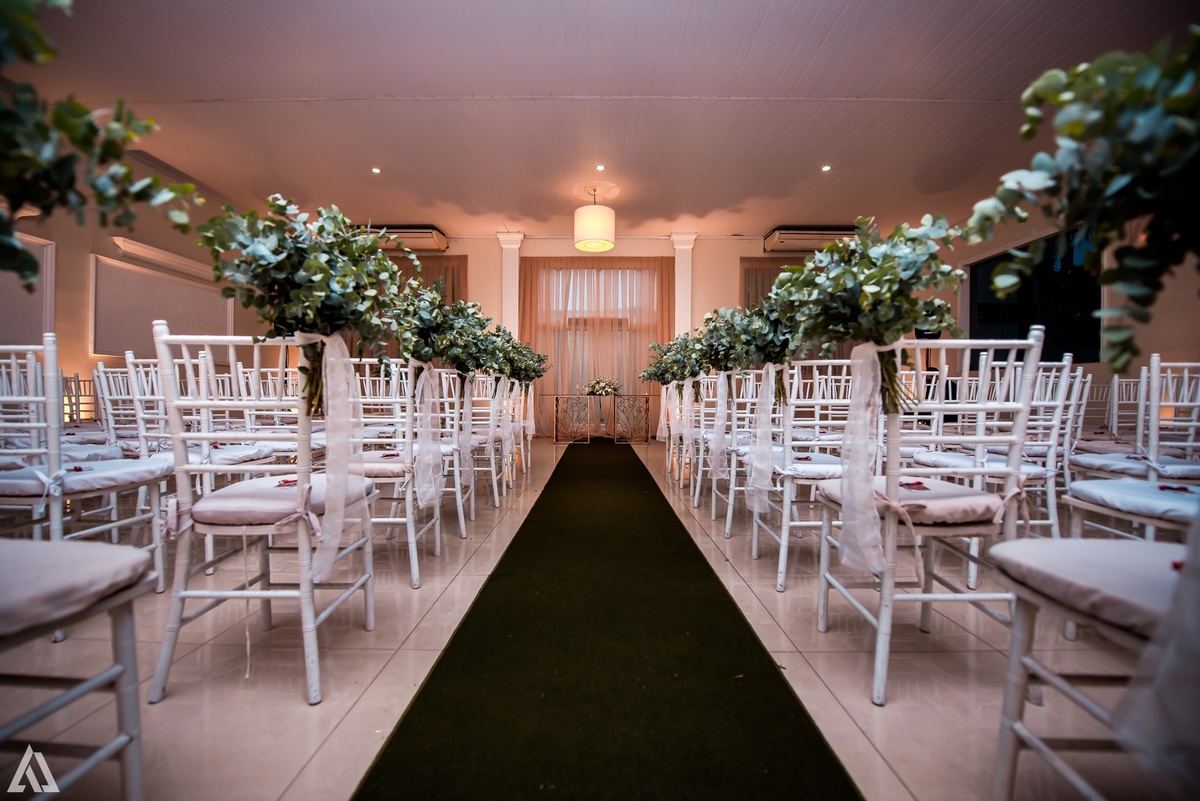 Alex Jardim Fotógrafo Ensaio Pré-Wedding Casal Resende Itatiaia Penedo Barra Mansa Volta Redonda Lena La Belle Maison Buffet Cerimonial Cerimonialista Casamento Camila Hoffmann Dani Vidal Elimeire Laurito Tatiana Sousa Estela Kozlowski making off 