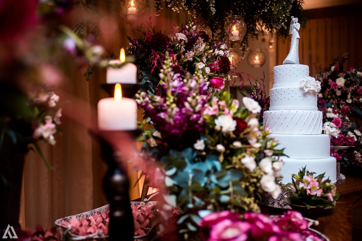 Alex Jardim Fotógrafo Ensaio Pré-Wedding Casal Resende Itatiaia Penedo Barra Mansa Volta Redonda Lena La Belle Maison Buffet Cerimonial Cerimonialista Casamento Camila Hoffmann Dani Vidal Elimeire Laurito Tatiana Sousa Estela Kozlowski making off 