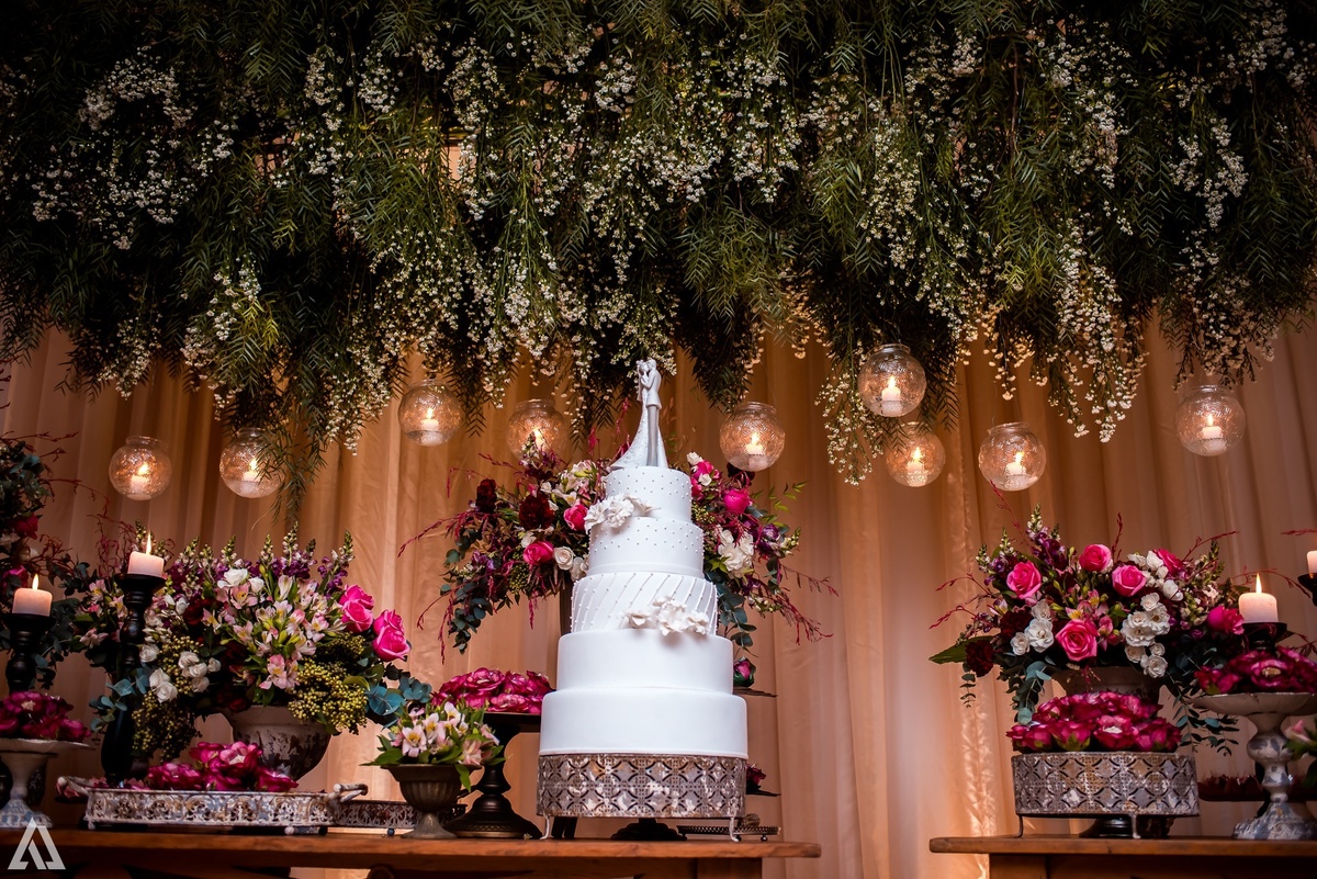 Alex Jardim Fotógrafo Ensaio Pré-Wedding Casal Resende Itatiaia Penedo Barra Mansa Volta Redonda Lena La Belle Maison Buffet Cerimonial Cerimonialista Casamento Camila Hoffmann Dani Vidal Elimeire Laurito Tatiana Sousa Estela Kozlowski making off 