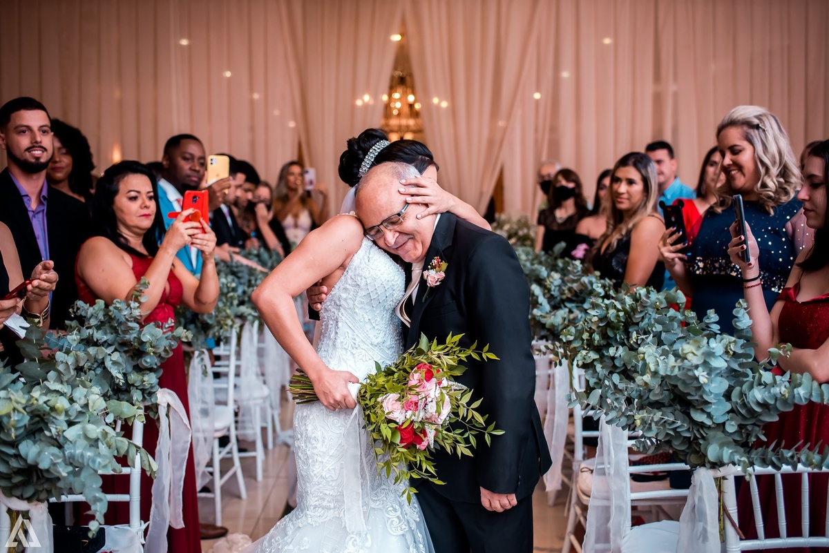 Alex Jardim Fotógrafo Ensaio Pré-Wedding Casal Resende Itatiaia Penedo Barra Mansa Volta Redonda Lena La Belle Maison Buffet Cerimonial Cerimonialista Casamento Camila Hoffmann Dani Vidal Elimeire Laurito Tatiana Sousa Estela Kozlowski making off 