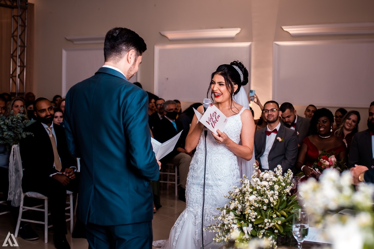 Alex Jardim Fotógrafo Ensaio Pré-Wedding Casal Resende Itatiaia Penedo Barra Mansa Volta Redonda Lena La Belle Maison Buffet Cerimonial Cerimonialista Casamento Camila Hoffmann Dani Vidal Elimeire Laurito Tatiana Sousa Estela Kozlowski making off 