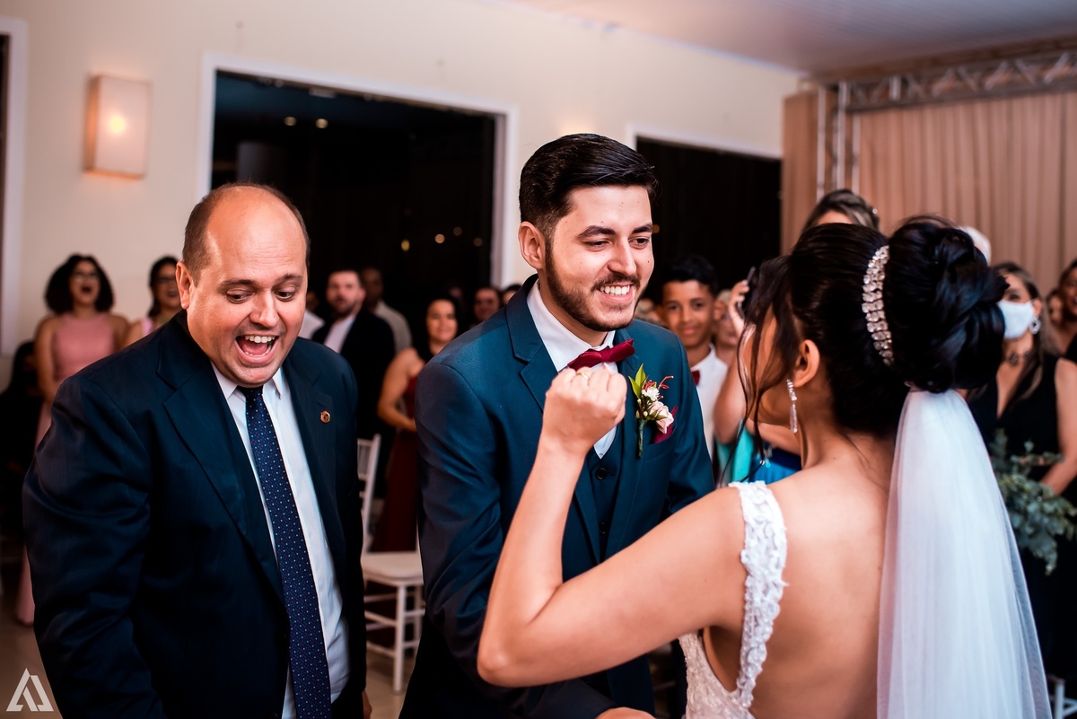 Alex Jardim Fotógrafo Ensaio Pré-Wedding Casal Resende Itatiaia Penedo Barra Mansa Volta Redonda Lena La Belle Maison Buffet Cerimonial Cerimonialista Casamento Camila Hoffmann Dani Vidal Elimeire Laurito Tatiana Sousa Estela Kozlowski making off 