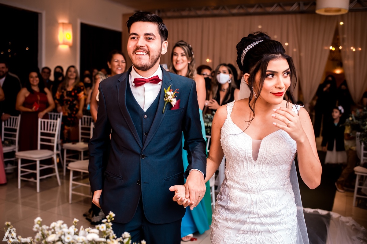 Alex Jardim Fotógrafo Ensaio Pré-Wedding Casal Resende Itatiaia Penedo Barra Mansa Volta Redonda Lena La Belle Maison Buffet Cerimonial Cerimonialista Casamento Camila Hoffmann Dani Vidal Elimeire Laurito Tatiana Sousa Estela Kozlowski making off 