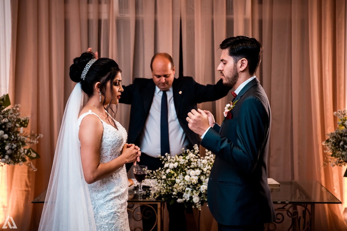 Alex Jardim Fotógrafo Ensaio Pré-Wedding Casal Resende Itatiaia Penedo Barra Mansa Volta Redonda Lena La Belle Maison Buffet Cerimonial Cerimonialista Casamento Camila Hoffmann Dani Vidal Elimeire Laurito Tatiana Sousa Estela Kozlowski making off 