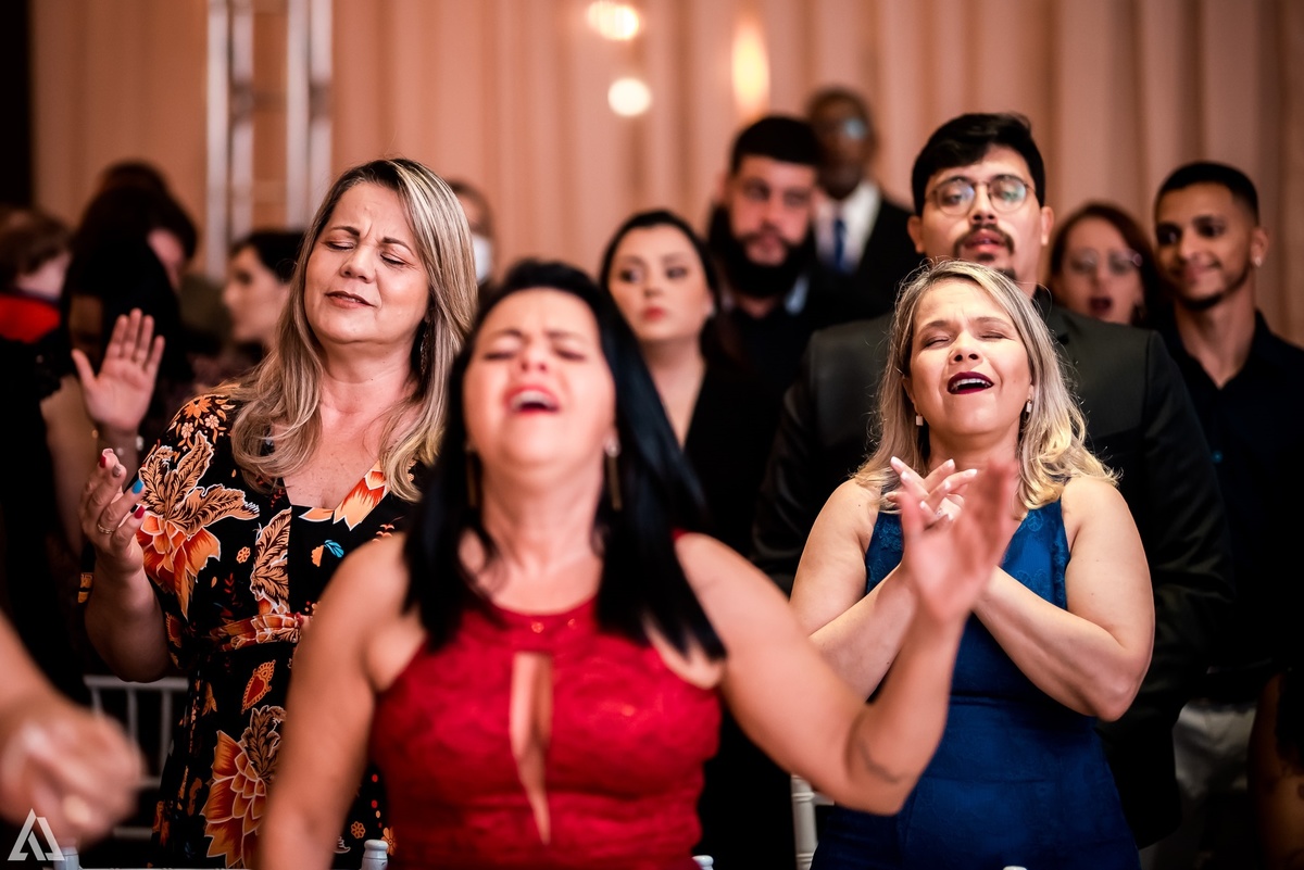 Alex Jardim Fotógrafo Ensaio Pré-Wedding Casal Resende Itatiaia Penedo Barra Mansa Volta Redonda Lena La Belle Maison Buffet Cerimonial Cerimonialista Casamento Camila Hoffmann Dani Vidal Elimeire Laurito Tatiana Sousa Estela Kozlowski making off 