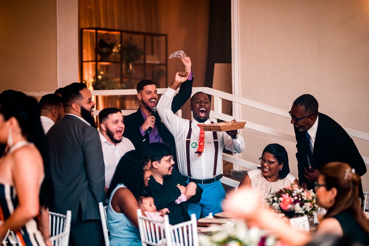 Alex Jardim Fotógrafo Ensaio Pré-Wedding Casal Resende Itatiaia Penedo Barra Mansa Volta Redonda Lena La Belle Maison Buffet Cerimonial Cerimonialista Casamento Camila Hoffmann Dani Vidal Elimeire Laurito Tatiana Sousa Estela Kozlowski making off 