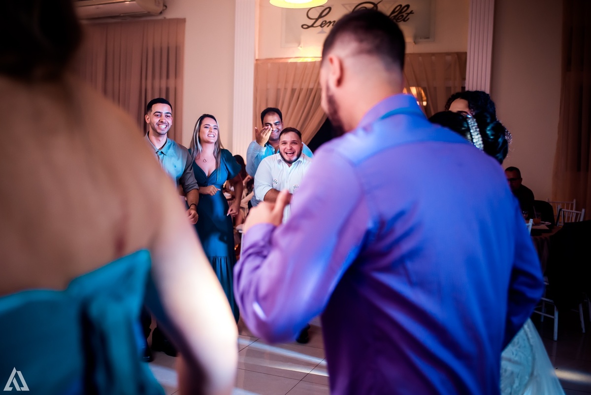 Alex Jardim Fotógrafo Ensaio Pré-Wedding Casal Resende Itatiaia Penedo Barra Mansa Volta Redonda Lena La Belle Maison Buffet Cerimonial Cerimonialista Casamento Camila Hoffmann Dani Vidal Elimeire Laurito Tatiana Sousa Estela Kozlowski making off 