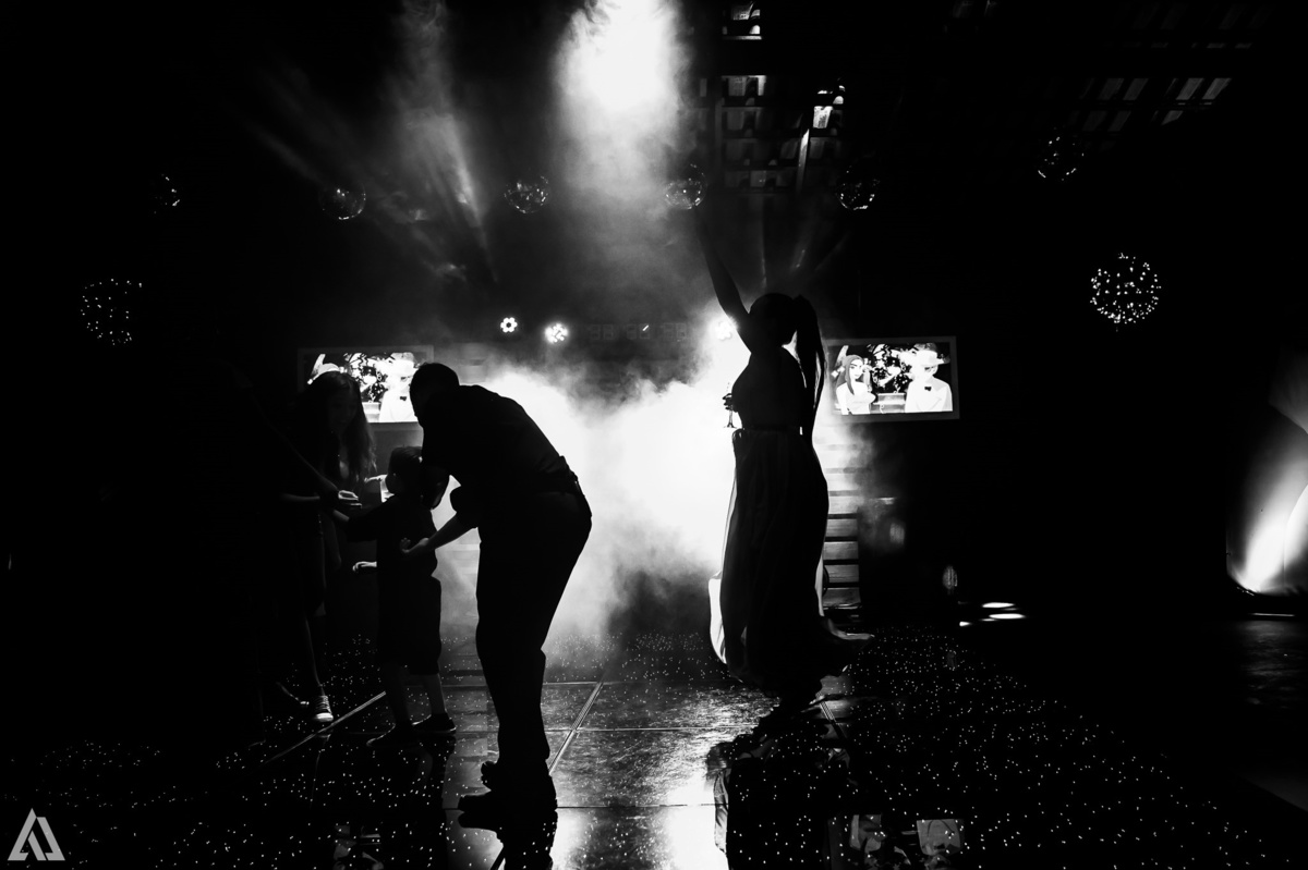 Ensaio Festa Book Teen Debutante 15 Anos Alex Jardim Fotografia Fotógrafo Makink Off Resende Itatiaia Penedo Porto Real Quatis Barra Mansa Volta Redonda Galpão Lena Buffet La Belle Maison Estela Dani Vidal Elimeire Laurino Camila Hoffmann Cerimonial 